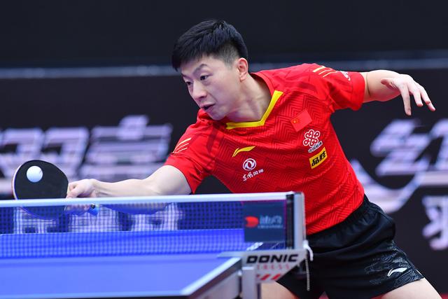 费尔南德斯 费尔南德斯